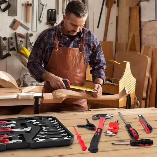 899 Piece Tool Set